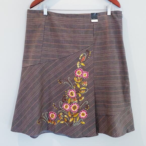 Venezia Plaid Sequin Floral Trumpet Skirt Size 16 NEW - Picture 1 of 13
